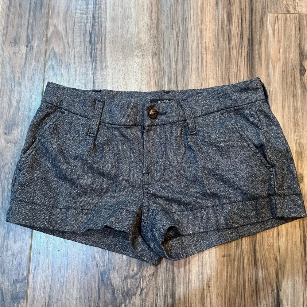 Twill shorts - Picture 1 of 14